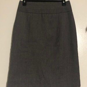 Barely worn business skirt